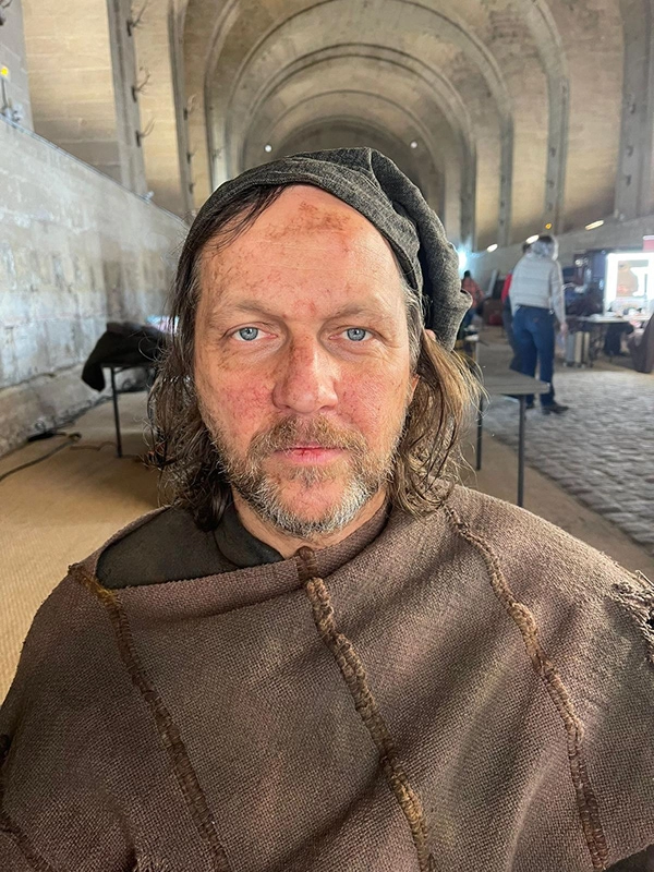 Justine Fiorito Dirt and grime makeup for Les Trois Mousquetaires Justine Fiorito creating period makeup for *Les Trois Mousquetaires*.