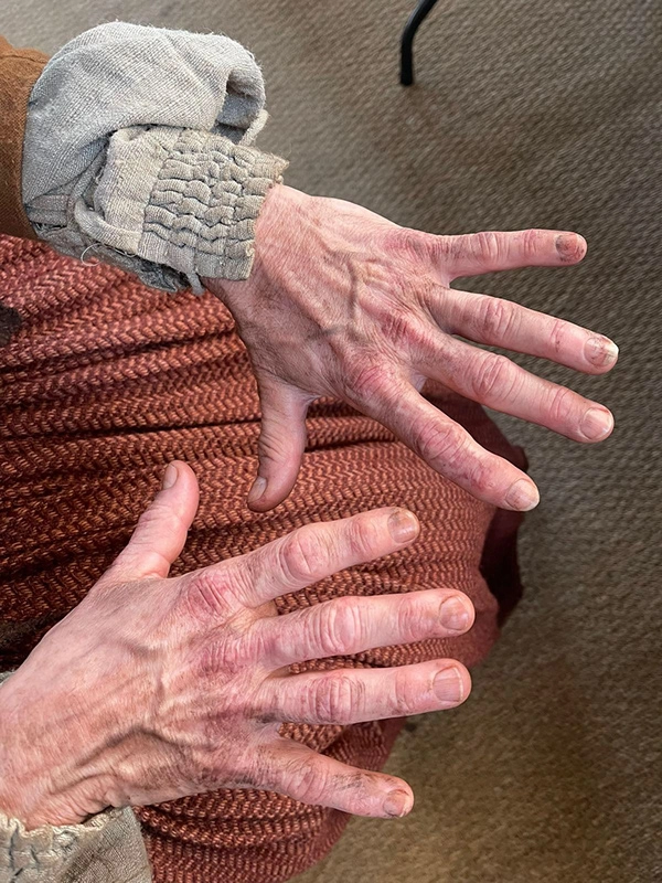 Justine Fiorito Hand aging patina makeup for Les Trois Mousquetaires Justine Fiorito creating hand patina makeup on the set of *Les Trois Mousquetaires*.