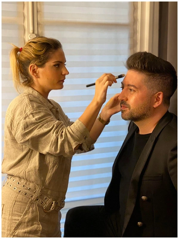 Maquillage professionnel pour une interview de Chris Marques par Justine Fiorito